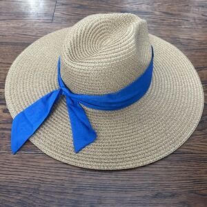 vince camuto straw Hat Blue bow tie around NWOT